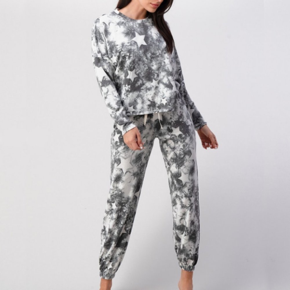 Tie Dye Star Print Lounge Set - Picture 2 of 8